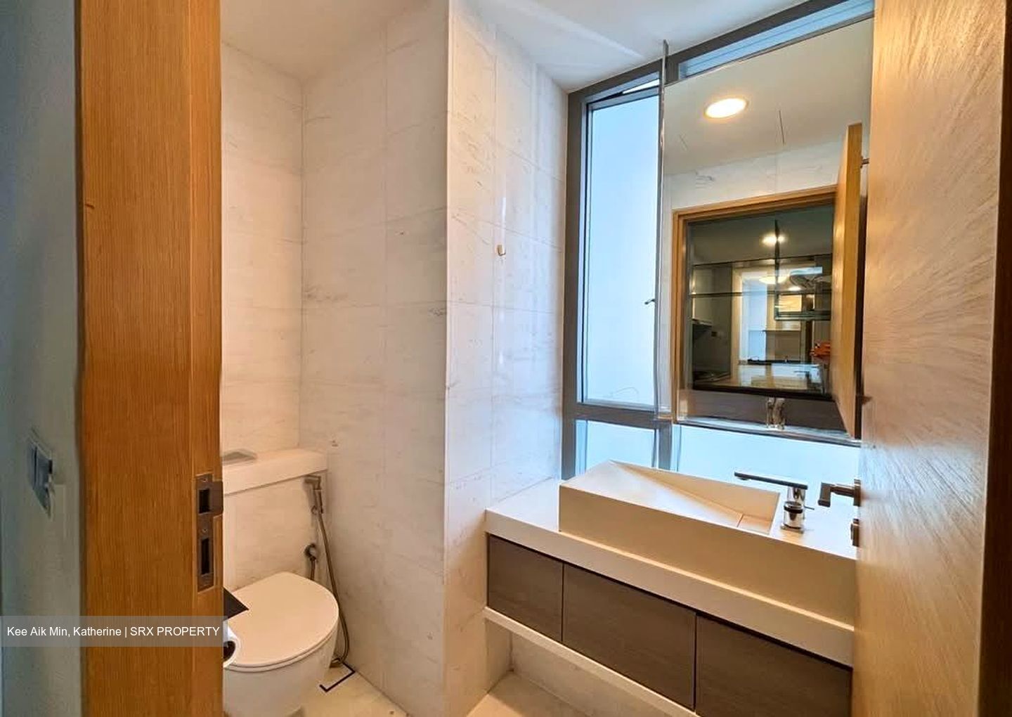 SilverSea (D15), Condominium #574136191